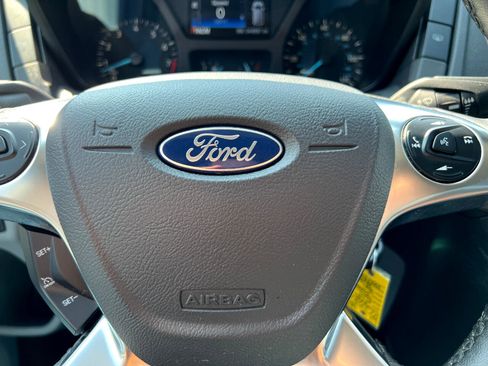 Used 2016 Ford Transit 150 XLT image 31