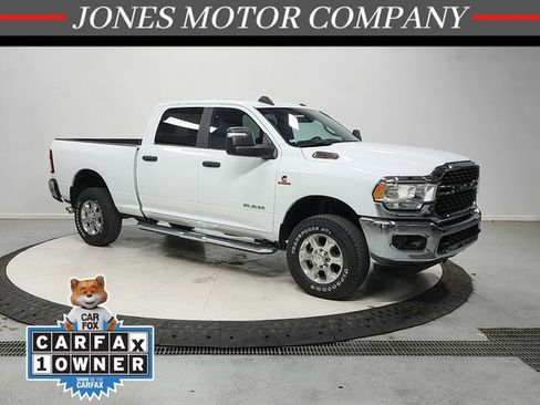 Used 2024 RAM 2500 Big Horn w/ Off Road Package AWD/4WD image 1