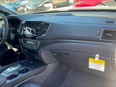 New 2025 Honda Ridgeline TrailSport+ image 10