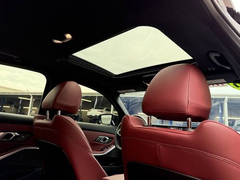 Used 2025 BMW M340i xDrive w/ Premium Package image 32