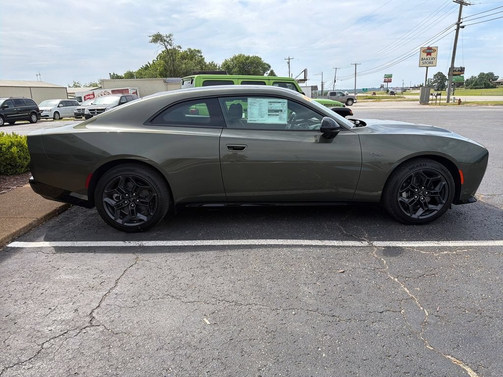 New 2026 Dodge Charger R/T w/ Blacktop Package AWD/4WD image 9