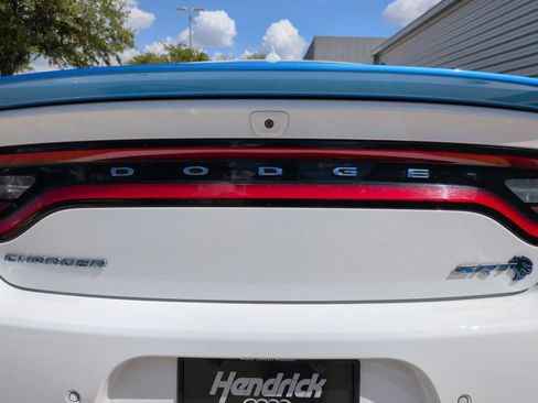 Used 2020 Dodge Charger SRT Hellcat w/ Harman/Kardon Audio Group RWD image 34