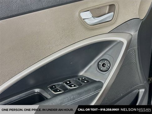 Used 2016 Hyundai Santa Fe Sport image 16