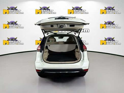 Used 2019 Nissan Rogue S image 26