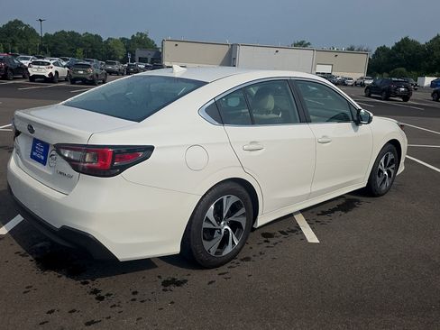 Used 2022 Subaru Legacy Premium AWD/4WD image 4
