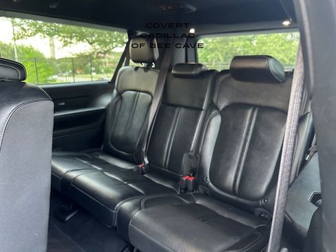 Used 2023 Jeep Wagoneer L Series II image 27