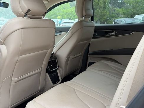 Used 2020 Lincoln Nautilus Reserve AWD/4WD image 10
