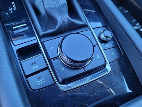 Used 2022 MAZDA MAZDA3 s image 23