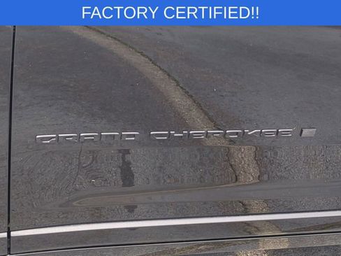 Certified 2025 Jeep Grand Cherokee L Summit w/ Obsidian Package image 42