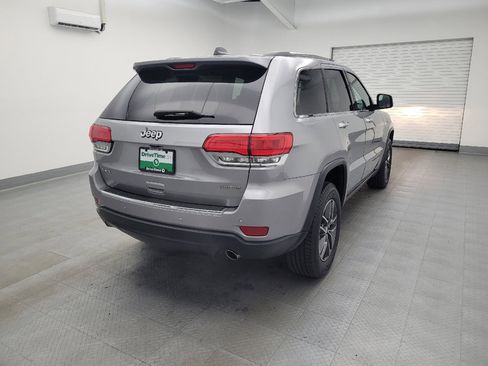 Used 2017 Jeep Grand Cherokee Limited image 9