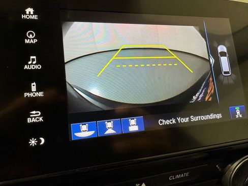 Used 2020 Honda CR-V Touring image 30