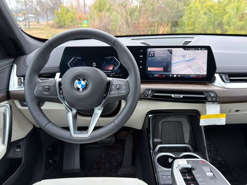 New 2026 BMW X1 xDrive28i w/ Convenience Package image 3