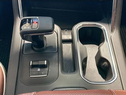 Used 2025 GMC Sierra 1500 Denali Ultimate image 17