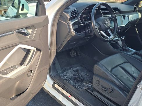 Used 2021 Audi Q3 2.0T Premium AWD/4WD image 9