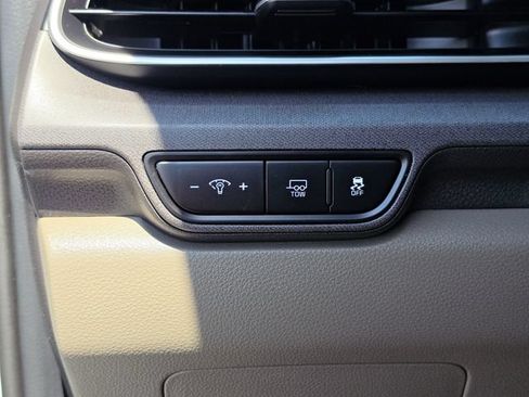 Used 2025 Kia Carnival SX FWD image 37