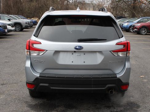 Used 2023 Subaru Forester Limited AWD/4WD image 6