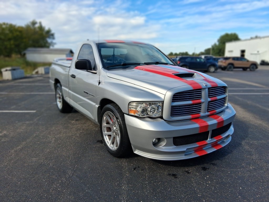 Used 2005 Dodge Ram 1500 Truck 2WD Regular Cab image 2