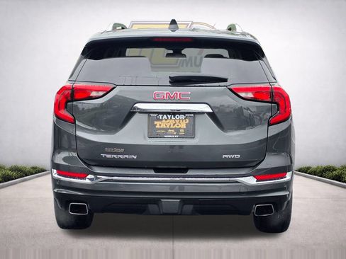 Used 2020 GMC Terrain Denali w/ Denali Premium Package AWD/4WD image 6