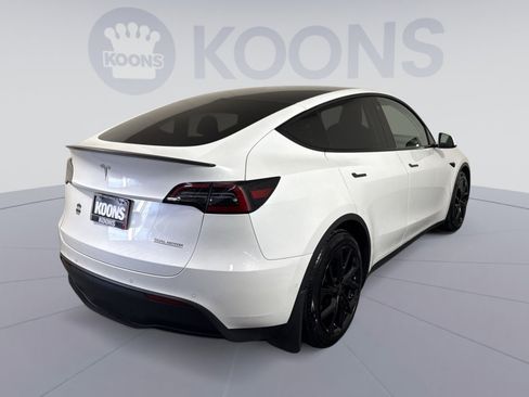 Used 2022 Tesla Model Y Performance image 7