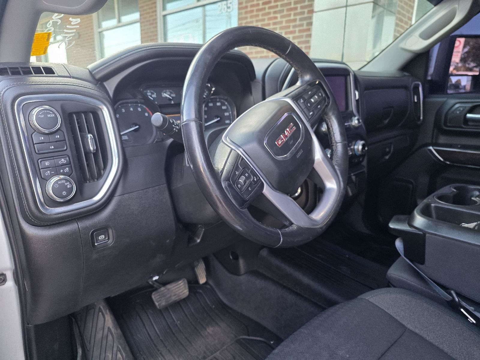 Used 2022 GMC Sierra 2500 SLE w/ SLE Convenience Package AWD/4WD image 22
