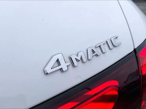 Certified 2025 Mercedes-Benz GLC 300 4MATIC image 10