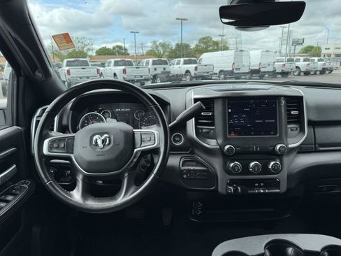 Used 2024 RAM 3500 Big Horn AWD/4WD image 22