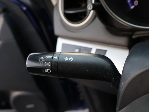 Used 2012 MAZDA MAZDA3 i Grand Touring image 34