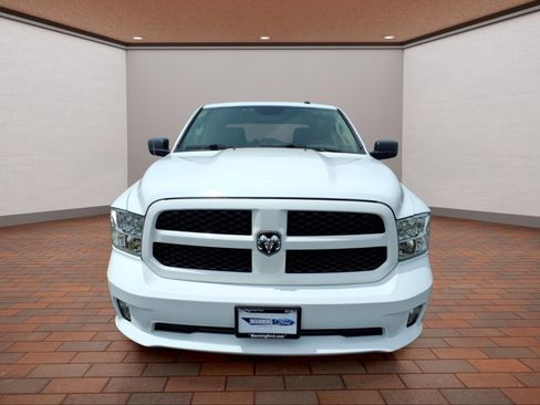 Used 2017 RAM 1500 Express AWD/4WD image 3