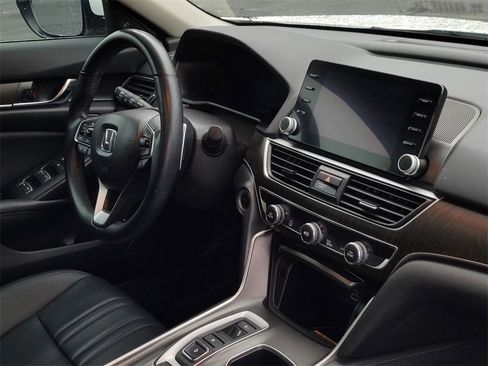 Used 2021 Honda Accord EX-L image 10