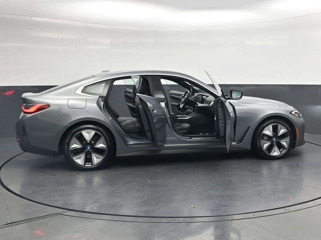 Used 2024 BMW i4 eDrive35 w/ Premium Package RWD image 36