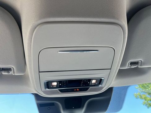 Used 2026 Lincoln Navigator Premiere AWD/4WD image 39
