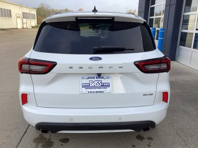 Used 2023 Ford Escape ST-Line w/ Tech Pack #1 AWD/4WD image 12
