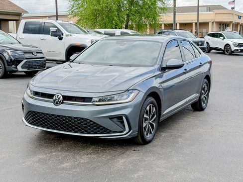 Used 2025 Volkswagen Jetta S FWD image 6