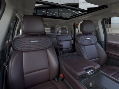 New 2026 Ford Expedition Max Platinum w/ Platinum Ultimate Package AWD/4WD image 10