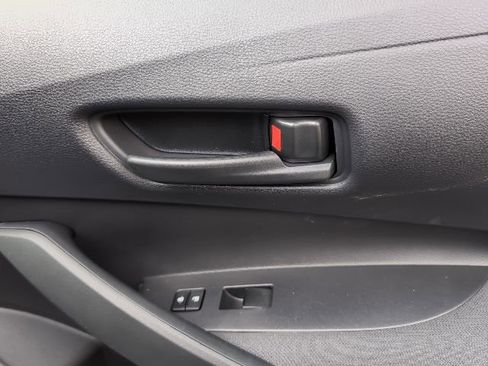 Used 2025 Toyota Corolla LE image 25