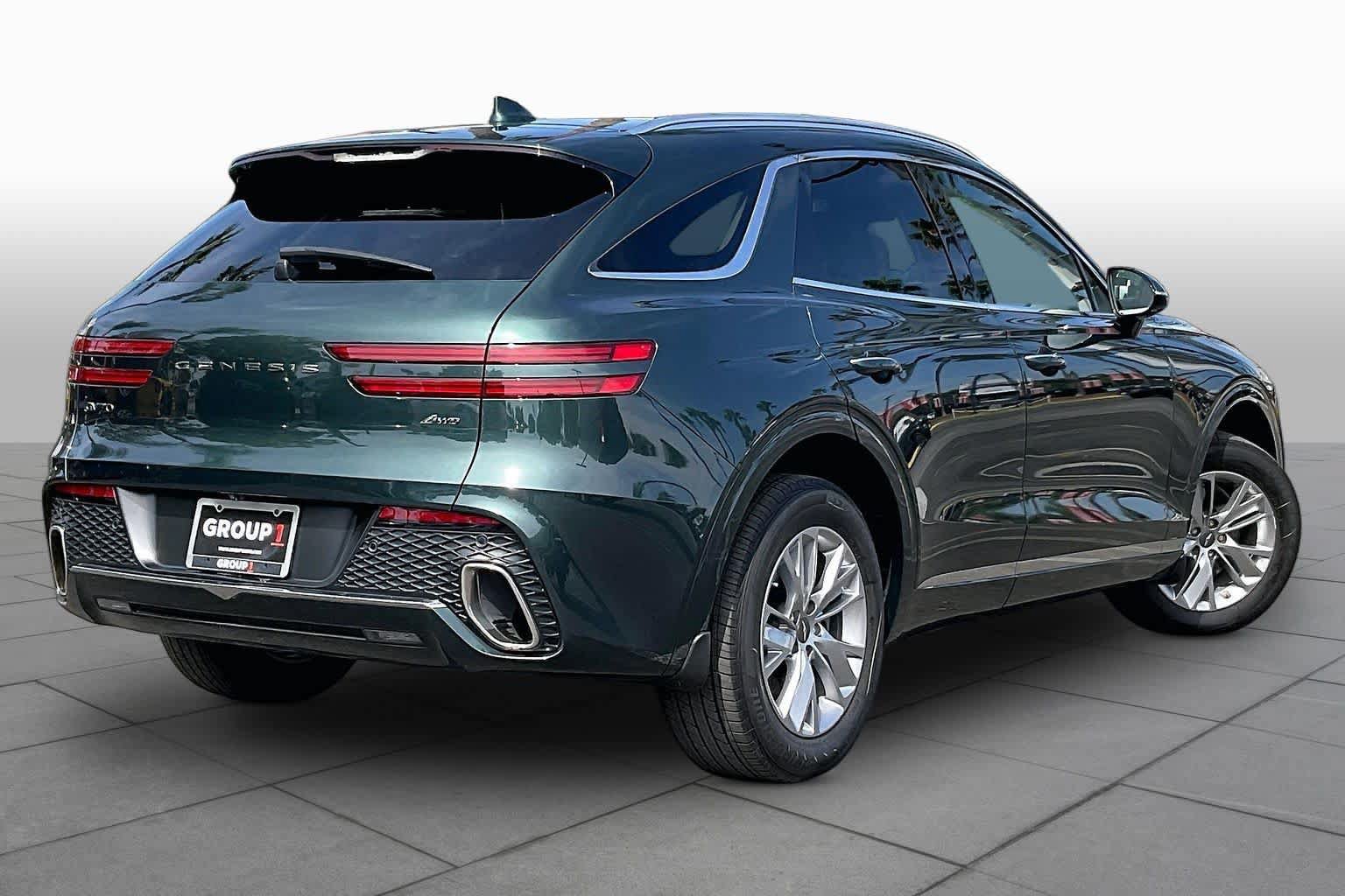 Used 2023 Genesis GV70 2.5T AWD/4WD image 12