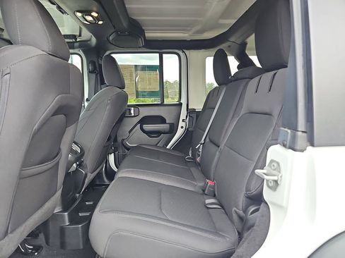 Used 2023 Jeep Wrangler Unlimited w/ Cold Weather Group AWD/4WD image 20