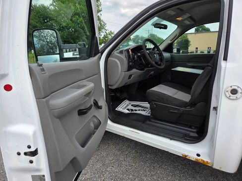 Used 2008 Chevrolet Silverado 3500 W/T RWD image 11
