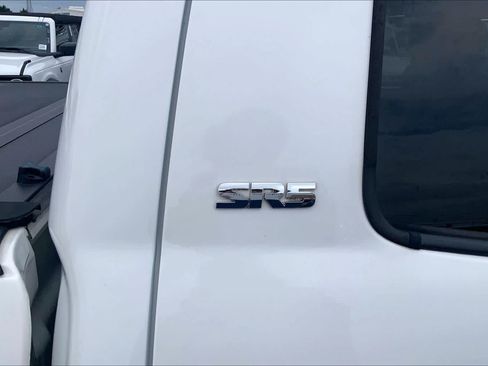 Used 2020 Toyota Tundra SR5 w/ SR5 Leather Package RWD image 10