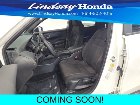 Used 2025 Honda HR-V Sport image 12