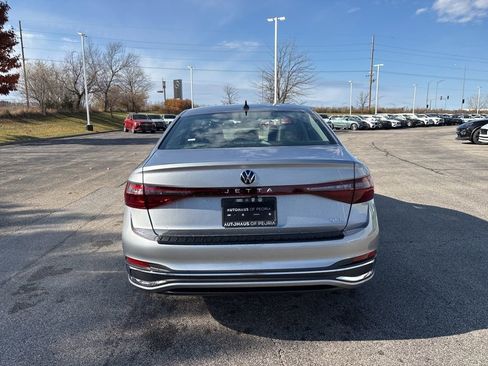 New 2026 Volkswagen Jetta SEL image 17