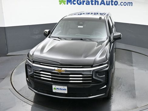 New 2026 Chevrolet Suburban LT w/ Comfort Package image 30