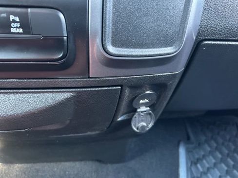 Used 2024 RAM 1500 Classic Warlock RWD image 27