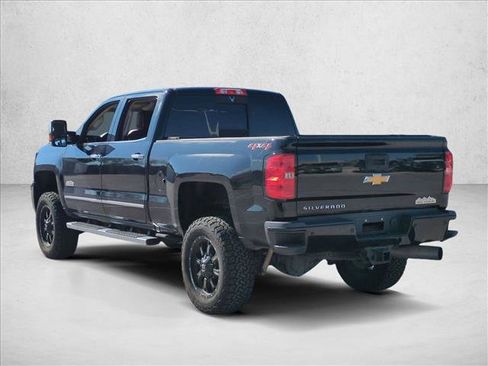 Used 2019 Chevrolet Silverado 2500 High Country w/ Duramax Plus Package image 7