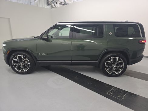 Used 2024 Rivian R1S Adventure AWD/4WD image 2