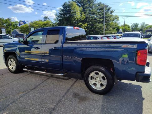Used 2017 Chevrolet Silverado 1500 LT w/ All Star Edition AWD/4WD image 5