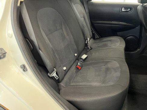 Used 2014 Nissan Rogue S image 30