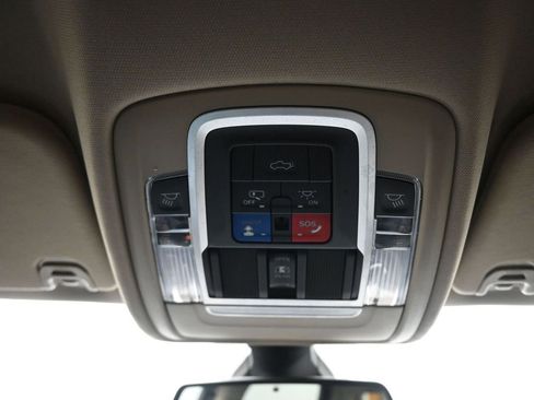 Used 2020 RAM 1500 Laramie image 30