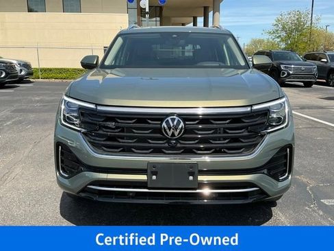 Used 2025 Volkswagen Atlas SEL Premium R-Line AWD/4WD image 8
