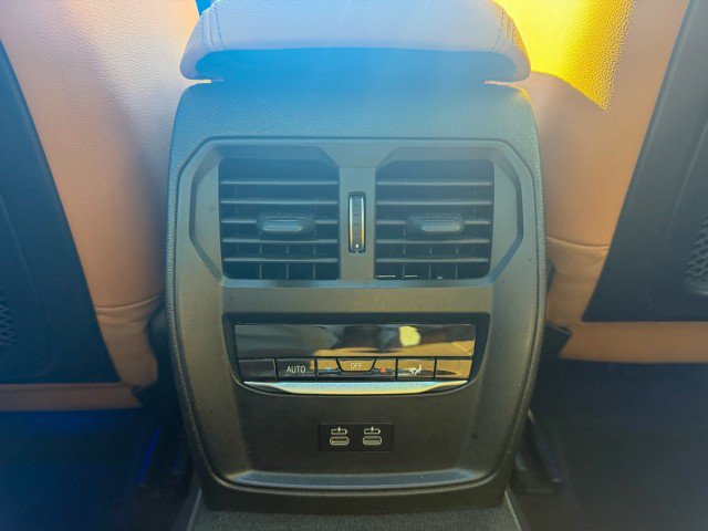 Used 2021 BMW 330i Sedan w/ Premium Package RWD image 14